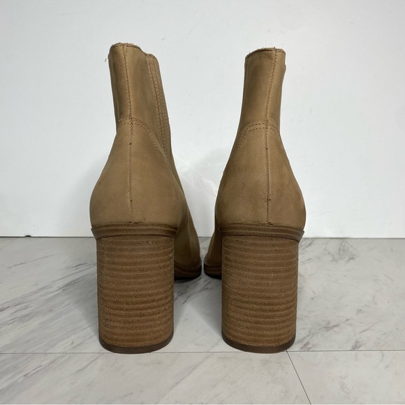 New! Steve Madden Catreena Tan Nubuck Chelsea Bootie 11M - Picture 3 of 14